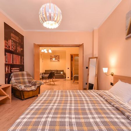 Sofia Dream Apartment - The Library - 3-Bdr, 2-Bthr By Flat Mаnager Экстерьер фото